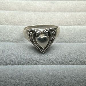 Heart Design Silver Ring